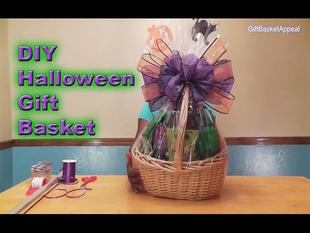 What to Put in a Halloween Gift Basket