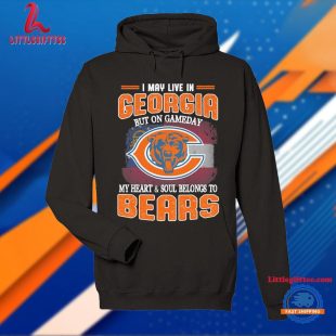 I May Live in Georgia but on Gameday My Heart & Soul Belong to Chicago Bears Unisex T Shirt